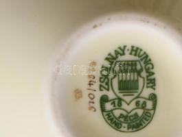 Zsolnay pillangó mintás váza. Jelzett, hibátlan, m: 13 cm