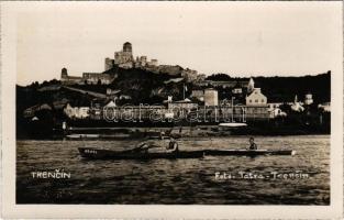 Trencsén, Trencín; vár, evezősök, "Kravka" csónak / Trenciansky hrad / castle, rowing boats. Tatra photo