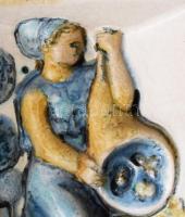 Iparművész kályhacsempe, figurális jelenettel, jelzés nélkül, 25x21 cm