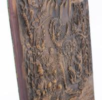 Rácz Edit (1936-): Bóbita, Bóbita táncol. kisplaszika Weöres Sándor verssoraival, fa lapon, jelzett,...