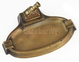 Hamuzó, ágyúval. Réz. 20x14 cm