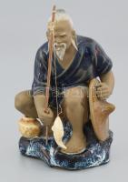Kínai halász figura, jelzett, m: 13,5 cm