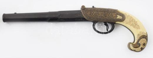 Pisztoly replika, gazdagon díszített, fém, bakelit berakásos markolattal, a kakast tartó szegecs hiányzik, h: 28 cm