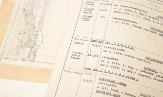 ca 1950 -1990 Varga Mátyás (1910-2002) grafikus, díszlettervező okmány, és grafika hagyatéka, neki í...