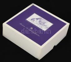 Höchster Porzellanmanufaktur kínáló, plasztikus kosárfonott mintával, virágmintával, jelzett, hibátl...