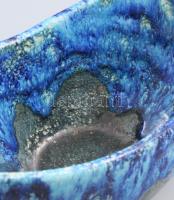 Bod Éva (1924-2004): Csorgatott mázas kínáló. Jelzett, minimális kopással, 35x13x15 cm /// Éva Bod (...