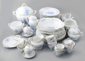 cca 1920, Csehszlovák pávamintás 115 részes szervírozó készlet. Étkészlet, kávés és teás készlet dar...