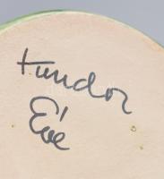 Kondor Éva (1938-): Kancsó. Csorgatott mázas kerámia, jelzett, hibátlan, m: 21,5 cm
