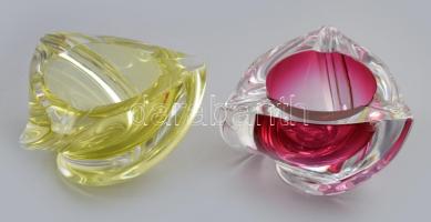 cca 1960, Val St Lambert 2 darab színes hamuzó, jelzett, lepattanással, d: 12,5 m