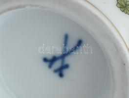 cca 20. sz. eleje, Meissen "Kakiemon" csésze alátéttel. Jelzett, kézzel festett, csészén r...