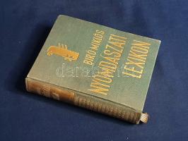 Nyomdászati lexikon. Szerkesztik Biró Miklós, Kertész Árpád, Novák László. Budapest, 1936. Biró Miklós kiadása (Hungária Nyomda Rt.) 546 p. + 1 t. (színes). Első kiadás. Szövegközti ábrákkal illusztrált kéthasábos szövegoldalakon a nyomdászati ipar szócikkekben feldolgozott tudásanyaga. Alcíme szerint kötetünk a szedés, gépszedés, betűöntés, sztereotípia, galvanoplasztika, nyomtatás, litográfia, mélynyomtatás, offszet nyomtatás, könyvkötészet, klisékészítés, papíros, kalkuláció, üzletvitel, helyesírás és a sokszorosító iparban szükséges sok-sok egyéb tudnivalók összefoglalása. Egyes hazai nyomdai műhelyek, illetve a nyomdászipar érdekvédelmi szervezeteinek ismertetésével. Aranyozott, illusztrált, enyhén deformált kiadói egészvászon kötésben. Jó példány.