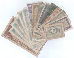 15db-os vegyes román bankjegytétel, közte Románia 1945. 10.000L T:VG-G 15pcs mixed lot of romanian banknotes, including Romania 1945. 10.000 Lei C:VG-G