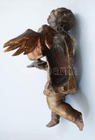 Puttó. Faragott fa, cca 18.sz. vége, Észak- vagy Nyugat-Magyarország, egyik szárnya hiányzik, sérülé...