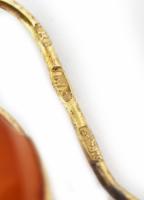 Arany (Au) ezüst (Ag) fülbevalópár borostyán díszítéssel, jelzett, bruttó: 4 g