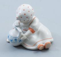 Zsolnay Annuska korsóval. Jelzett, hibátlan, m: 7,5 cm