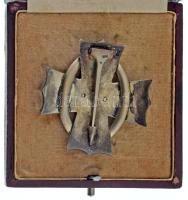 1916. "A Polgári Hadi Érdemkereszt III. osztálya" zománcozott, jelzett Ag kitüntetés, a há...