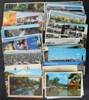 Kb. 100 db MODERN külföldi város képeslap / Cca. 100 MODERN town-view postcards from all over the world