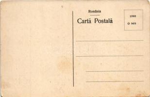 Chernivtsi, Czernowitz, Cernauti, Csernyivci (Bukovina, Bucovina, Bukowina); Str. Regina Maria cu Mo...