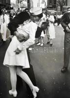 Tommy Hilfiger - George Lois: Iconic America. A Roller-Coaster Ride through the Eye-Popping Panorama...