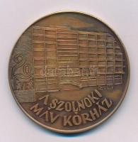 Ács József (1931-) 1987. "20 éves a szolnoki MÁV Kórház" egyoldalas bronz emlékérem (60mm) T:AU