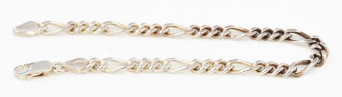 Ezüst(Ag) masszív figaro karkötő, jelzett, h: 21 cm, nettó: 12,5 g