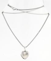 Ezüst(Ag) kígyó nyaklánc nyitható szív medállal, jelzett, h: 45 cm, 2,5×1,5 cm, nettó: 7,1 g