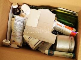 Doboznyi gyógyszeres üveg, doboz, ismertető.