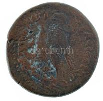 Ptolemaida Egyiptom Kr.e. ~III. század AE30 bronz (16,62g) T:F Ptolemaic Egypt ~3rd Century BC AE30 bronze "PTOLEMAIOU BASILEWS" (16,62g) C:F