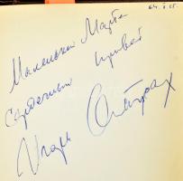 Aláírásgyűjtemény: 15 nagyrészt külföldi operaénekes, táncdalénekes, kulturális szereplő aláírása. G...