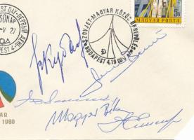 1980 Szovjet-magyar közös űrrepülés FDC az űrhajósok aláírásával: Farkas Bertalan (1949- ), Magyari ...