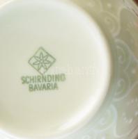 6 darab porcelán reggeliző szett: csésze alátéttel és desszertes tányér. Jelzett, minimális kopással...