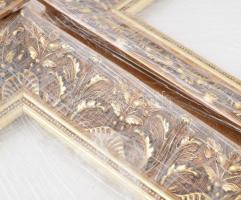 4 darab díszes jó állapotú képkeret, 38x34 cm