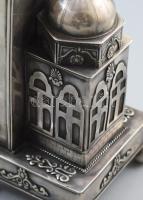 Ezüst (Ag) zsinagógai persely. Orosz, 1895, 84 zolotnik, mesterjellel, jelzett, m: 18 cm, 470g