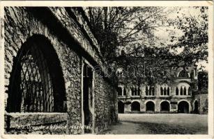 1936 Tata, Tata-Tóváros; Öregvár a kápolna részlettel (EK)