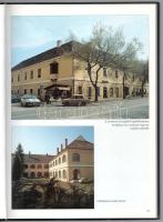Nagykanizsa. Szerk.: Horváth Krisztina. Nagykanizsa, 1992, Polgármesteri Hivatal, 120 p. Gazdag képa...