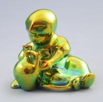 Zsolnay eozin mázas kislány korsóval, jelzett, hibátlan, m: 7 cm