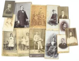 14 db vegyes vizitkártya és kabinetfotó, vegyes méretben, 10,5×6,5 és 21×12 cm közötti méretekben