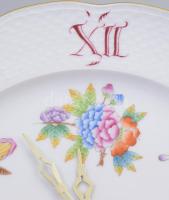 Herendi Viktória mintás porcelán falióra. Kézzel festett, jelzett, hibátlan. Az óra rész nincs kipró...