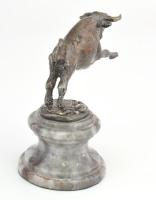 Kligl Sándor (1945-): Bika. Fém szobor, márvány talpazaton, jelzett, m: 12 cm