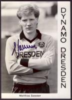 Matthias Sammer, a Dynamo Dresden játékosának dedikált fotólapja