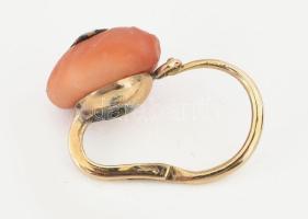 14k arany (Au) kislány fülbevaló, korallal, jelzett 1,92 g br