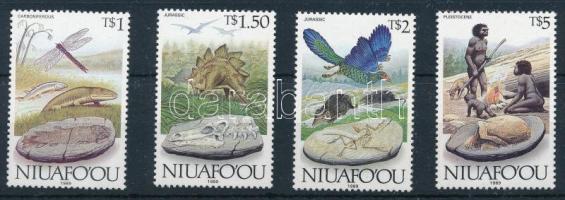 Development of the Earth 4 pcs of stamp in set, A föld fejlődése 4 db bélyeg sorban
