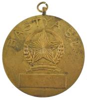 ~1950-1953. "Bástya SE (a mai MTK)" kétoldalas, aranyozott sport díjérem füllel (49mm) T:XF