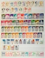 Berlin, gyűjtemény maradvány 8 lapos A4-es berakóban, benne jó forgalmi sorok is