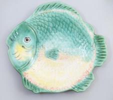 Magyarszombatfa Kerámiagyár hal alakú kínáló, jelzett, 27x29 cm