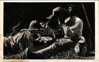 Csík megye, déli pihenő. Andory Aladics Zoltán mérnök felvétele (Csíkszereda) / Comitatul Ciuc, Transylvanian folklore (fl)