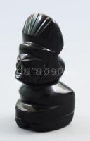 Mexikói törzsi figura. Kézzel faragott obszidián, m: 9 cm