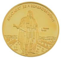 DN "Nemzetünk nagyjai - II. Rákóczi Ferenc" kétoldalas aranyozott fém emlékérem, kapszulában (35mm) T:PP