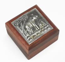 Keleti stílusú kis ékszeres dobozka, 5x5 cm