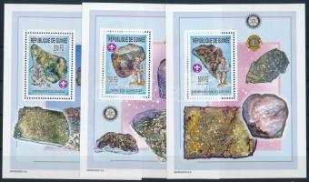 Cserkészek és természetrajz 3 klf érték blokk formában, Scouts and nature study 3 various stamps in blockform